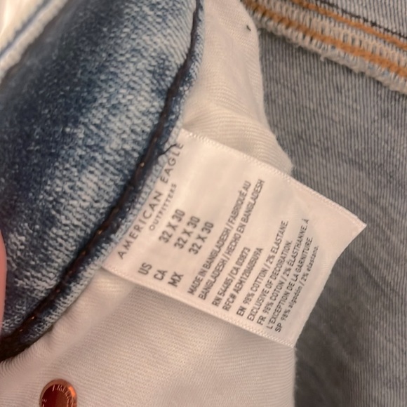 American Eagle 32x30 - Picture 4 of 4